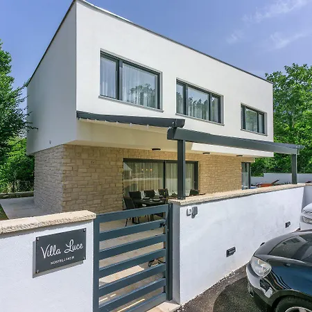 Case de vacanță Traumhaftes Mit Privatpool, Bbq, Klimatisierten Schlafzimmern, Aussendusche, Waschmaschine