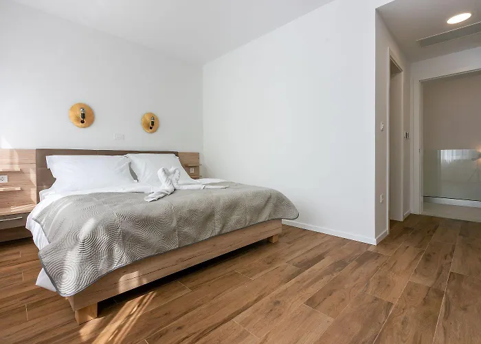 Traumhaftes Mit Privatpool, Bbq, Klimatisierten Schlafzimmern, Aussendusche, Waschmaschine Semesterbostad