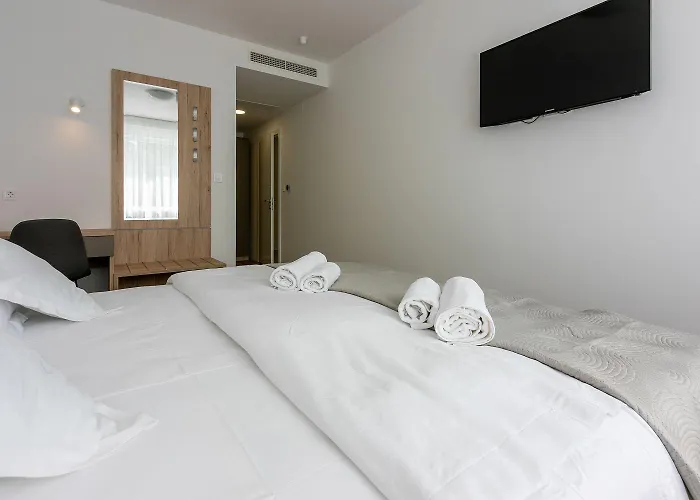 Traumhaftes Mit Privatpool, Bbq, Klimatisierten Schlafzimmern, Aussendusche, Waschmaschine Semesterbostad Grižane