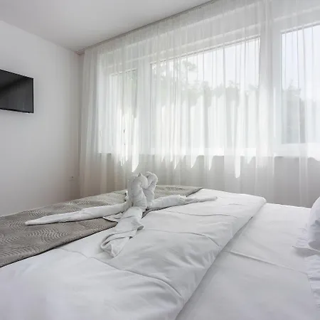 Traumhaftes Mit Privatpool, Bbq, Klimatisierten Schlafzimmern, Aussendusche, Waschmaschine Grižane