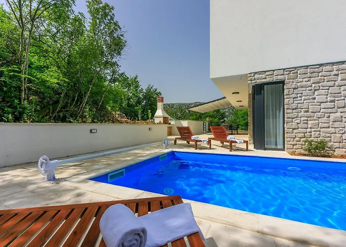 Traumhaftes Mit Privatpool, Bbq, Klimatisierten Schlafzimmern, Aussendusche, Waschmaschine *